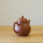 Zhu Ni Clay - Pear Shape Yixing Teapot - Image 3
